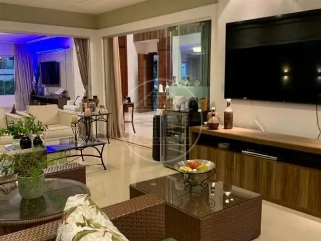 Casa com 530m² 4 quartos e 2 banheiros, à venda, no bairro Parque Do Jiqui em Parnamirim