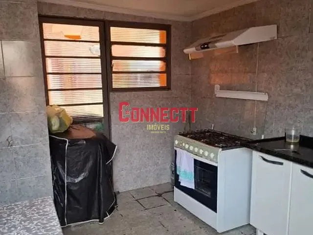 Casa com 210m² 3 quartos e 2 banheiros, à venda, no bairro Parque Industrial Tanquinho em Ribeirão Preto