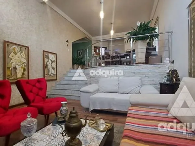 Casa com 429m² 5 quartos e 5 banheiros, à venda, no bairro Colônia Dona Luíza em Ponta Grossa