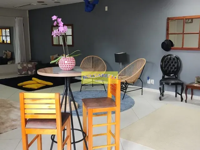 Casa à venda, no bairro Vila Vianelo em Jundiaí