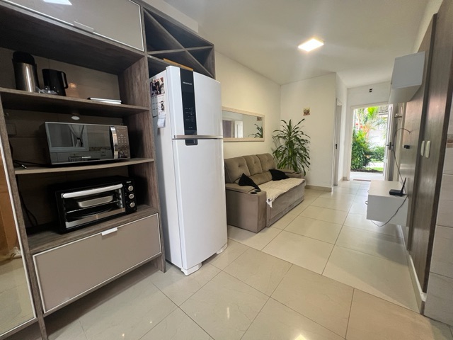 Casa com 60m² 2 quartos e 1 banheiro, à venda, no bairro Três Vendas em Pelotas