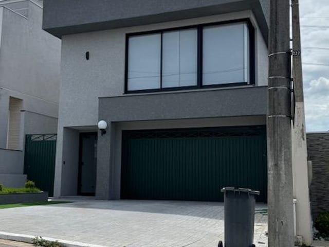 Casa com 270m² 3 quartos e 3 banheiros, à venda, no bairro Urbanova em São José dos Campos