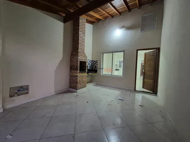 Casa com 160m² 2 quartos e 2 banheiros, para alugar, no bairro Jardim dos Colibris em Indaiatuba