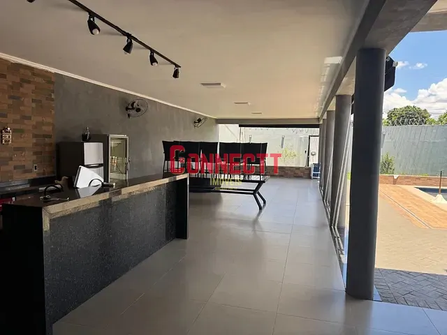 Casa com 403m² 2 quartos e 3 banheiros, à venda, no bairro Parque Residencial Cidade Universitaria em Ribeirão Preto