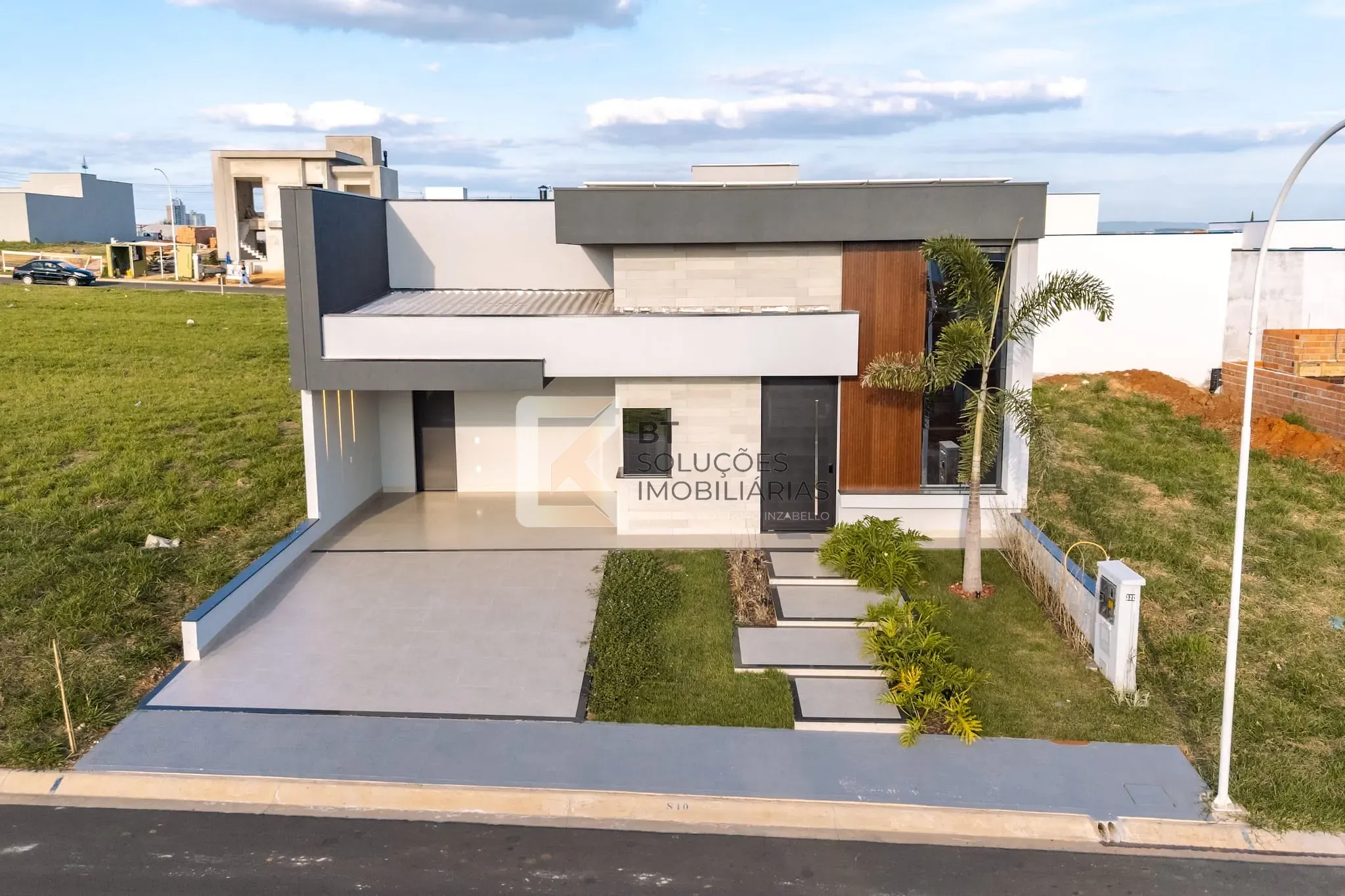 Casa, 3 quartos, 300 m² - Foto 2