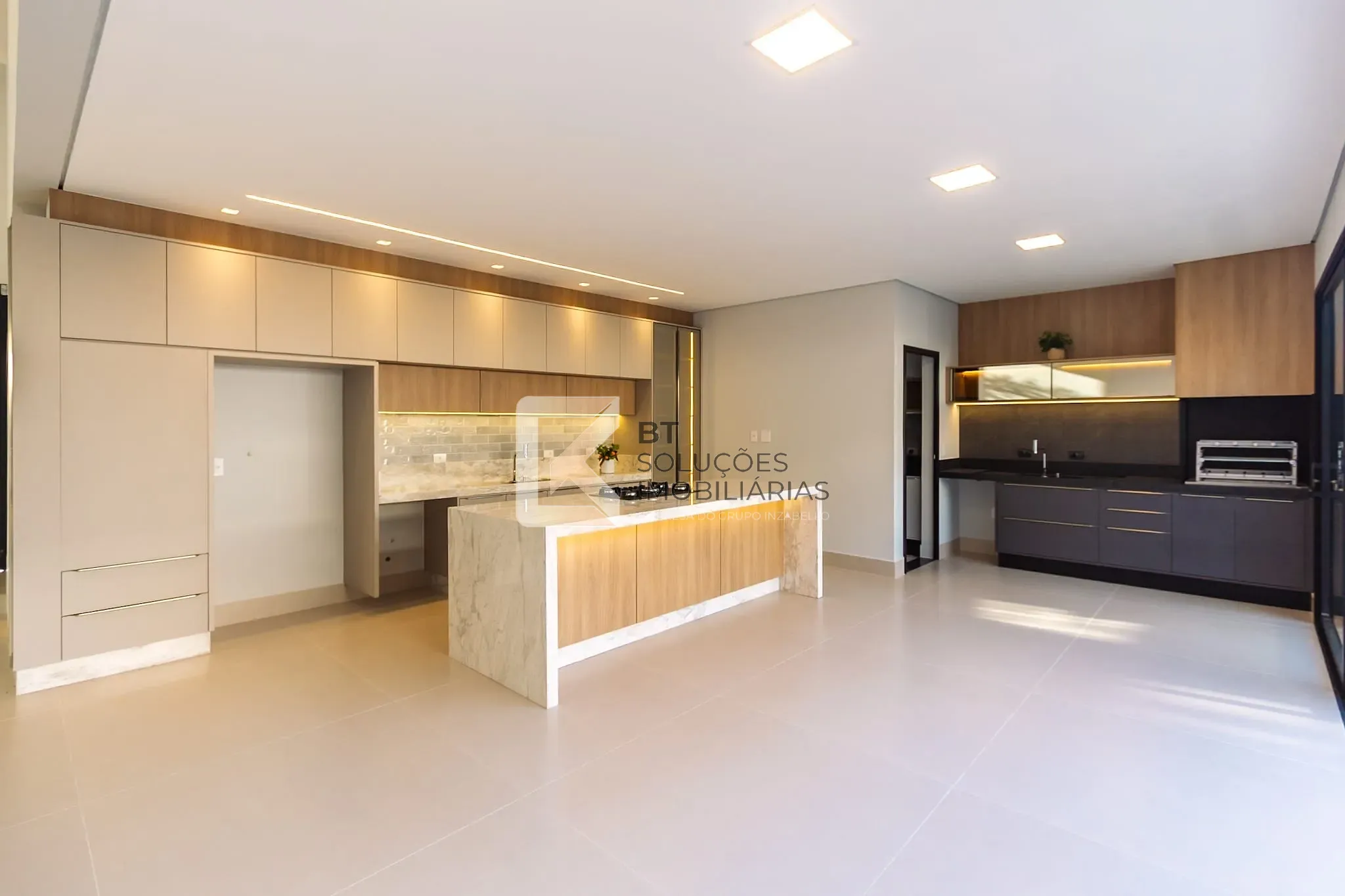Casa, 3 quartos, 300 m² - Foto 34