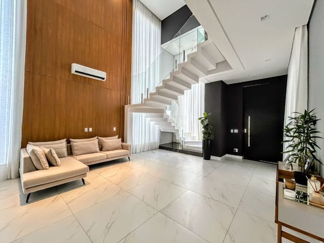 Casa com 462m² 4 quartos e 5 banheiros, à venda, no bairro Alphaville em Votorantim