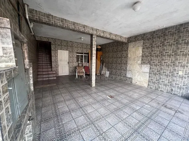 Casa com 162m² 2 quartos e 1 banheiro, à venda, no bairro Jardim Aracy em Mauá