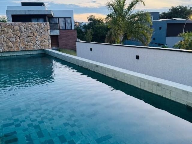 Casa com 530m² 4 quartos e 5 banheiros, à venda, no bairro Alphaville Nova Esplanada III em Votorantim