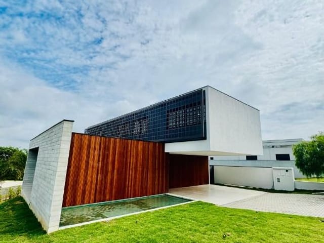 Casa com 530m² 4 quartos e 5 banheiros, à venda, no bairro Alphaville Nova Esplanada III em Votorantim