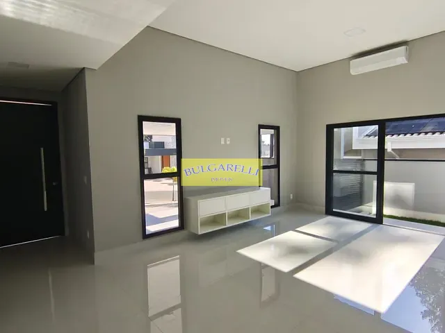Casa com 500m² 3 quartos e 5 banheiros, à venda, no bairro Engordadouro em Jundiaí