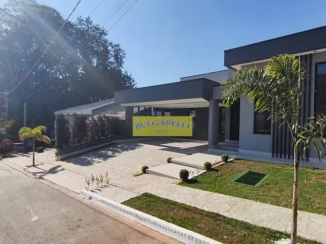 Casa com 500m² 3 quartos e 5 banheiros, à venda, no bairro Engordadouro em Jundiaí