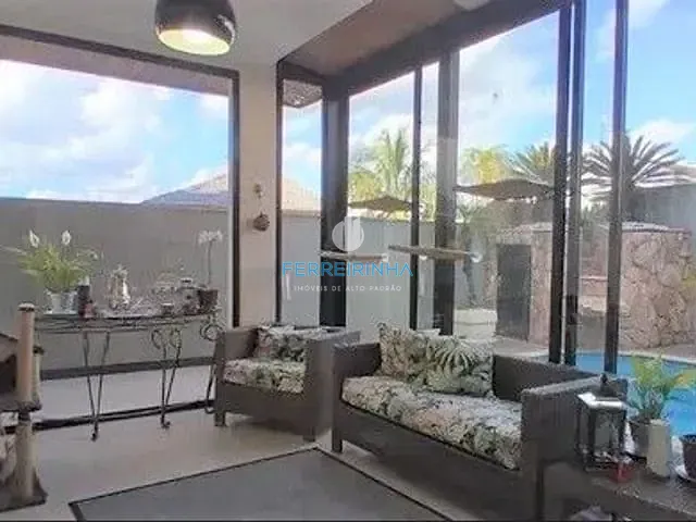 Casa com 360m² 3 quartos e 3 banheiros, à venda, no bairro Urbanova em São José dos Campos