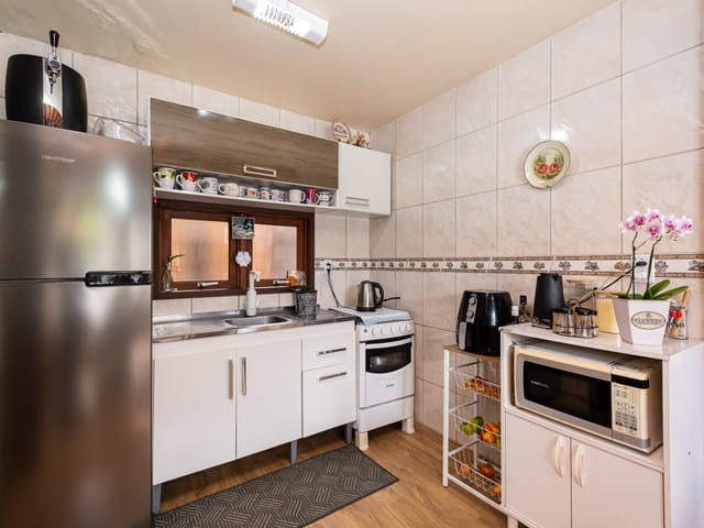 Casa com 300m² 3 quartos e 2 banheiros, à venda, no bairro Fragata em Pelotas