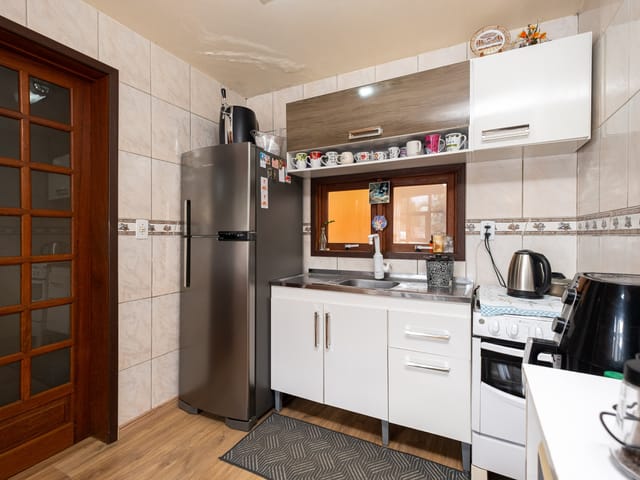 Casa com 300m² 3 quartos e 2 banheiros, à venda, no bairro Fragata em Pelotas
