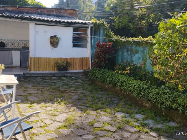 Casa 2 quartos e 1 banheiro, para alugar, no bairro Quitandinha em Petrópolis