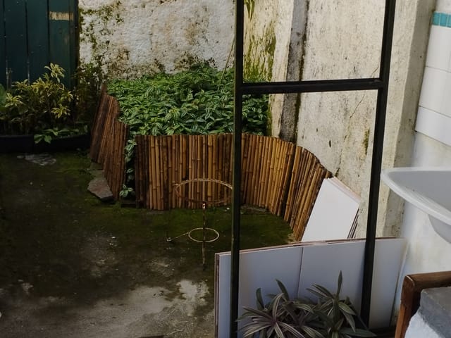 Casa 2 quartos e 1 banheiro, para alugar, no bairro Quitandinha em Petrópolis