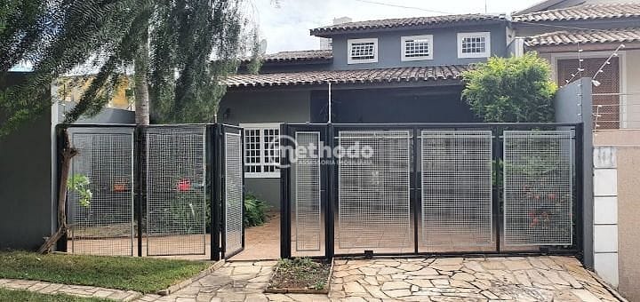 Casa, 3 quartos, 200 m² - Foto 2