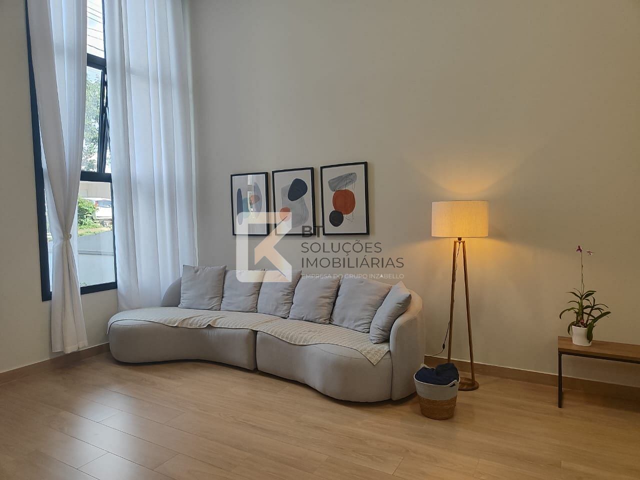 Casa, 3 quartos, 162 m² - Foto 1