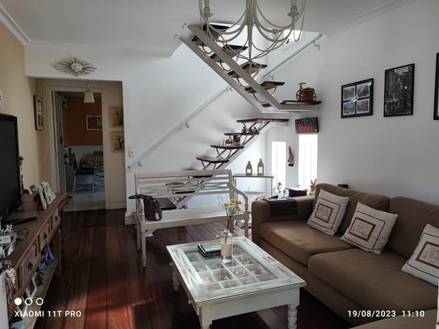 Casa 4 quartos e 1 banheiro, à venda, no bairro Simeria em Petrópolis