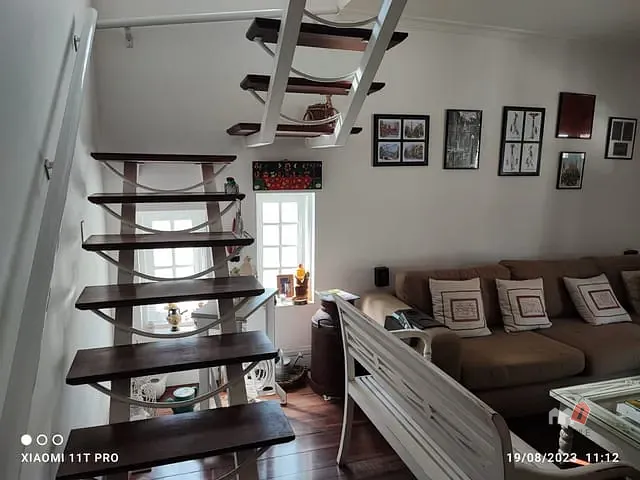 Casa 4 quartos e 1 banheiro, à venda, no bairro Simeria em Petrópolis