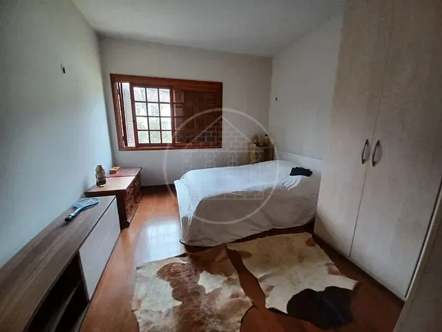 Casa com 493m² 4 quartos e 2 banheiros, à venda ou para alugar, no bairro  Alphaville em Santana de Parnaíba