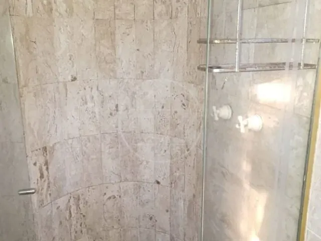 Casa com 493m² 4 quartos e 2 banheiros, à venda ou para alugar, no bairro  Alphaville em Santana de Parnaíba