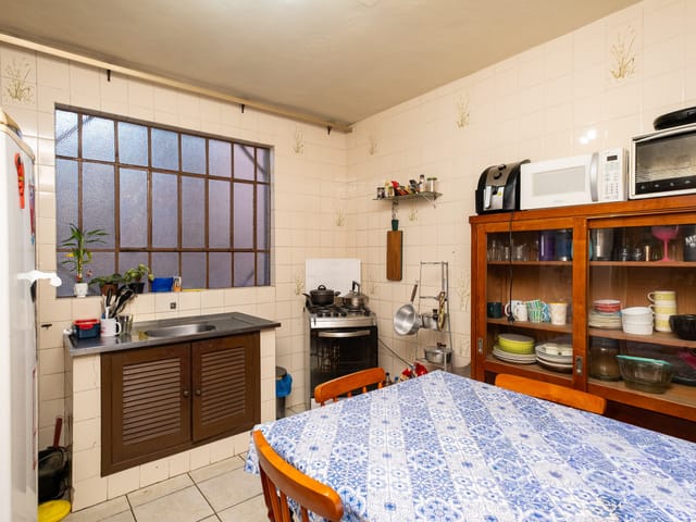 Casa com 702m² 5 quartos e 4 banheiros, à venda, no bairro Três Vendas em Pelotas
