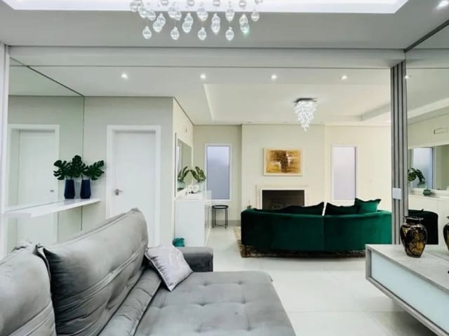 Casa com 250m² 4 quartos e 5 banheiros, à venda, no bairro Urbanova em São José dos Campos