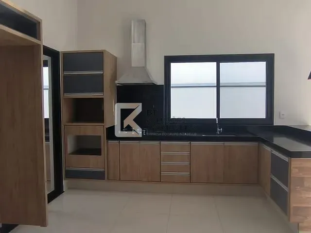 Casa com 200m² 2 quartos e 2 banheiros, para alugar, no bairro Jardim Bréscia em Indaiatuba