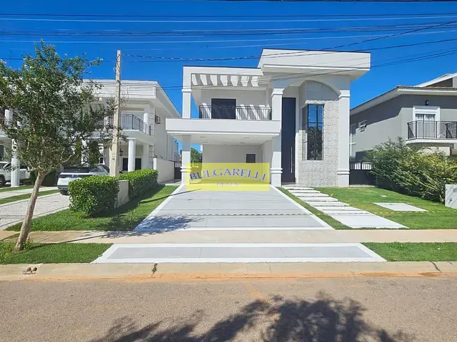 Casa com 448m² 3 quartos e 5 banheiros, à venda, no bairro Medeiros em Jundiaí
