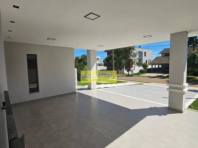 Casa com 448m² 3 quartos e 5 banheiros, à venda, no bairro Medeiros em Jundiaí