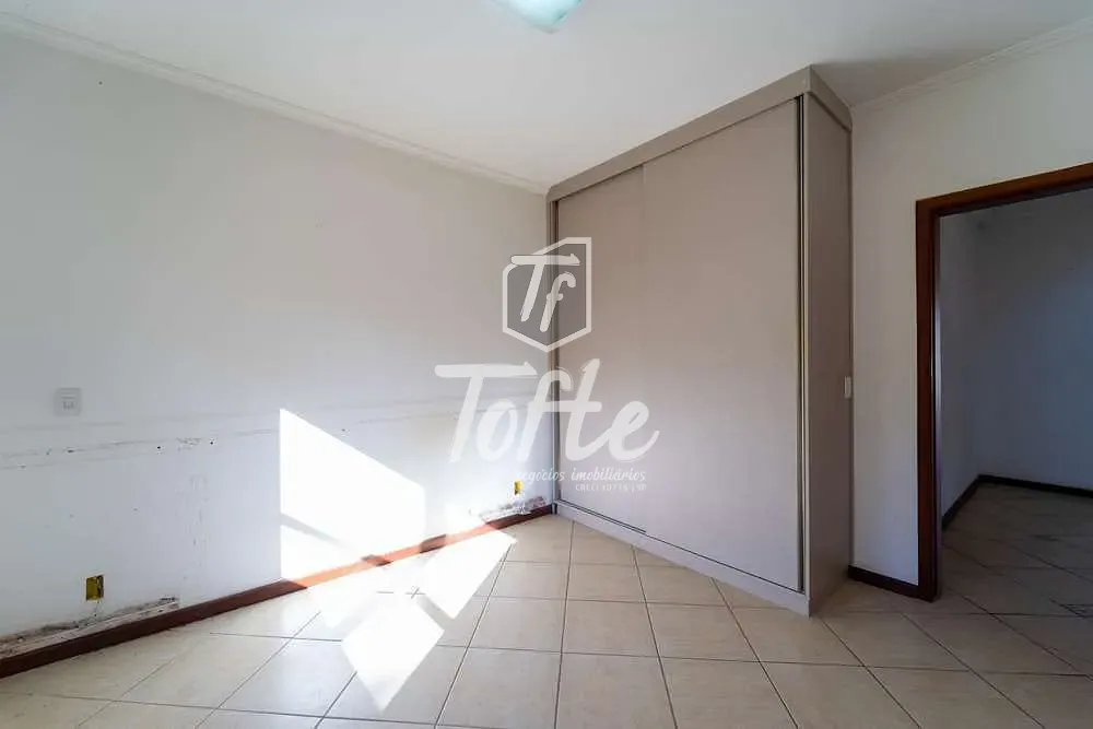 Casa, 3 quartos, 247 m² - Foto 35