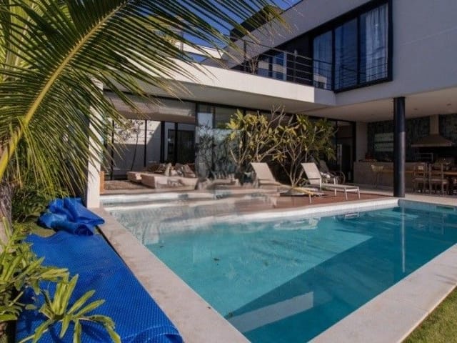 Casa com 750m² 4 quartos e 4 banheiros, à venda, no bairro Condomínio Residencial Alphaville em São José dos Campos