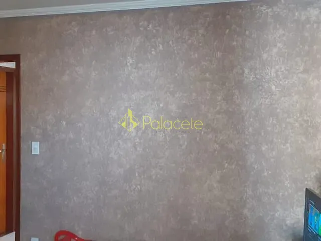 Casa com 250m² 3 quartos e 2 banheiros, à venda, no bairro Vila Rica em Pindamonhangaba