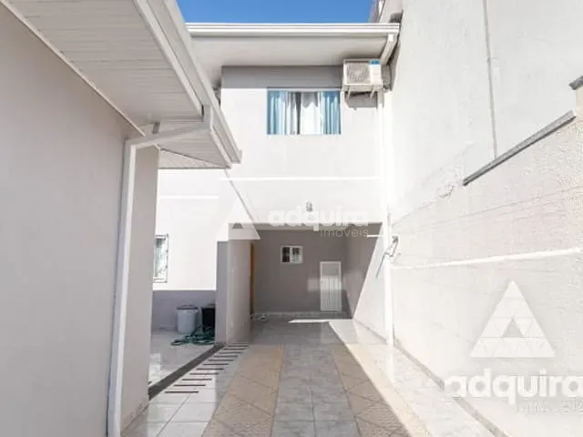 Sobrado com 495m² 5 quartos e 5 banheiros, à venda, no bairro Orfãs em Ponta Grossa