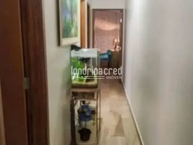 Casa 3 quartos e 1 banheiro, à venda, no bairro Lindóia em Londrina