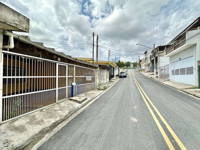 Casa com 85m² 3 quartos e 2 banheiros, à venda, no bairro Jardim das Flores em Osasco