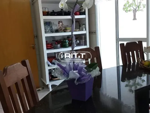 Casa com 690m² 3 quartos e 1 banheiro, à venda, no bairro Colinas dos Álamos em Valinhos