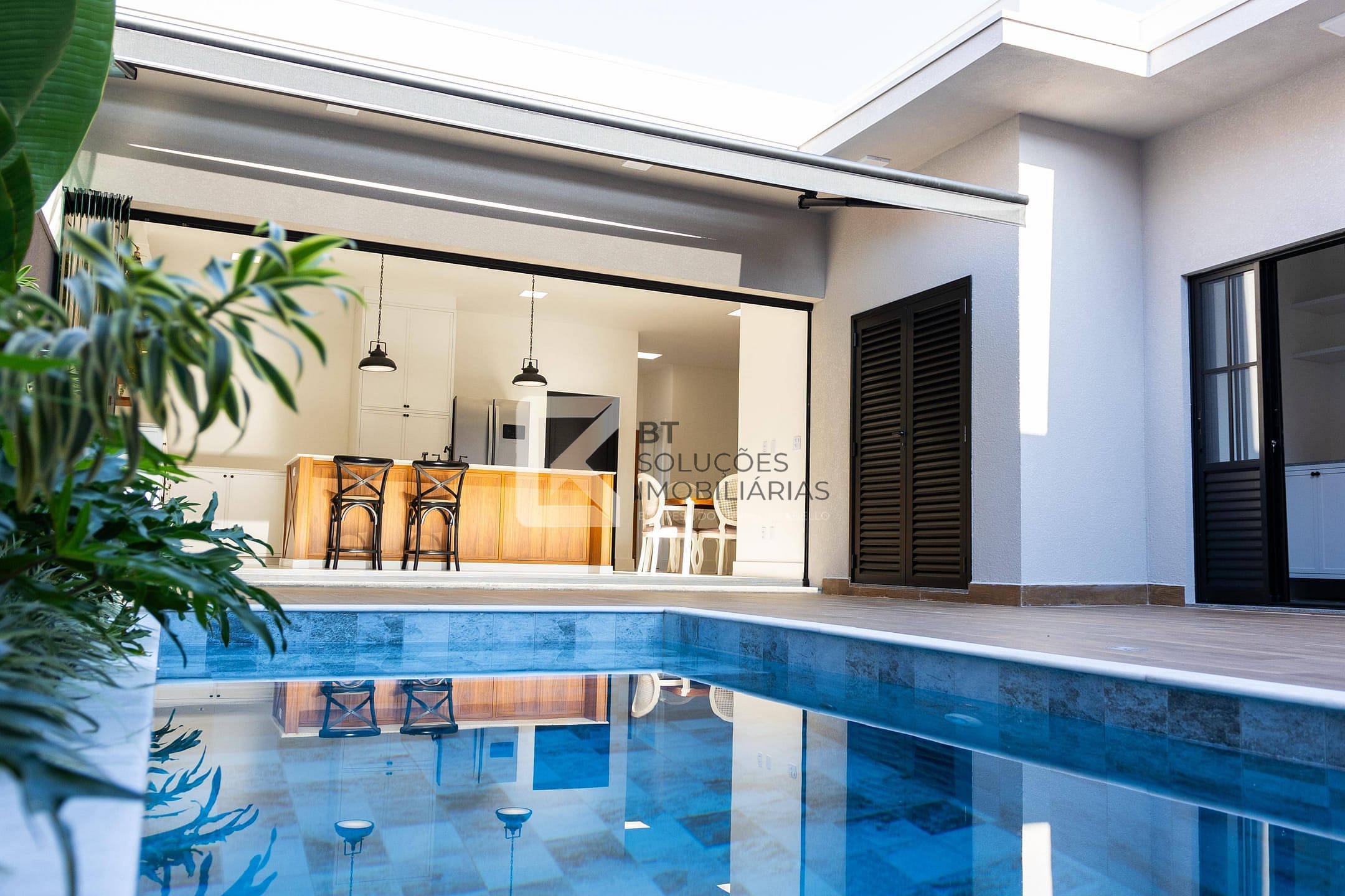 Casa, 3 quartos, 190 m² - Foto 1