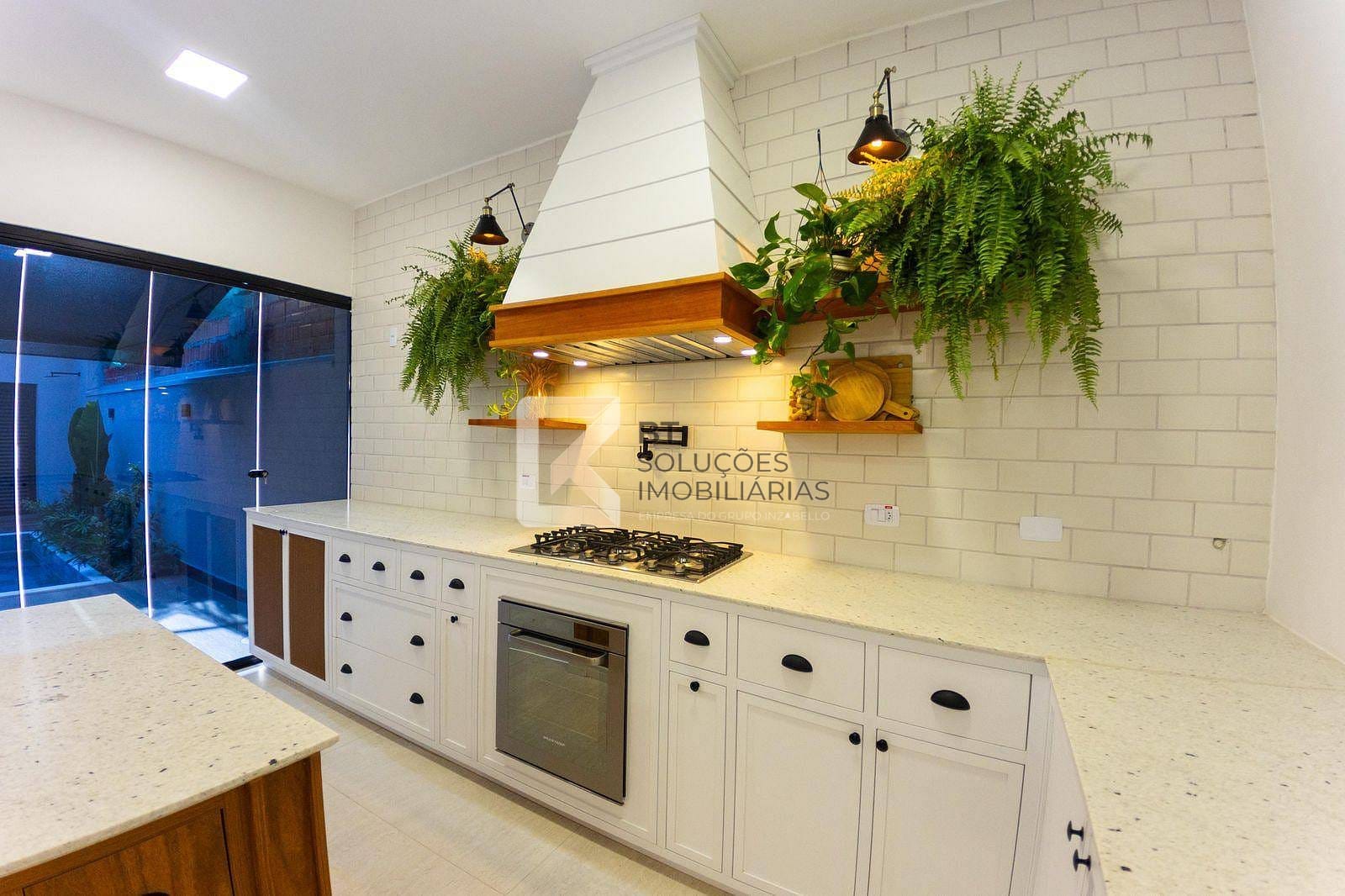 Casa, 3 quartos, 190 m² - Foto 8