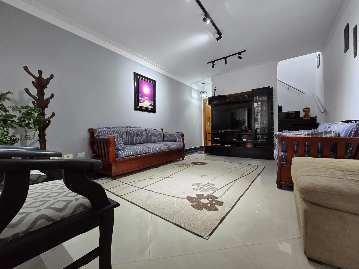 Casa para venda em Vila Mazzei com 3 quartos, sendo 3 suítes, 144m²