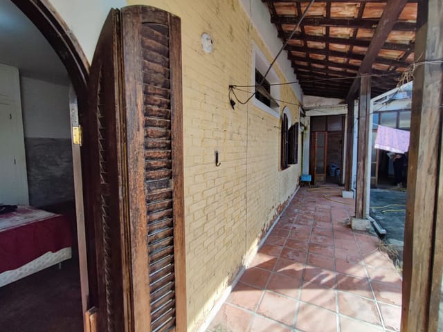Casa com 270m² 3 quartos e 1 banheiro, à venda, no bairro Bosque da Princesa em Pindamonhangaba