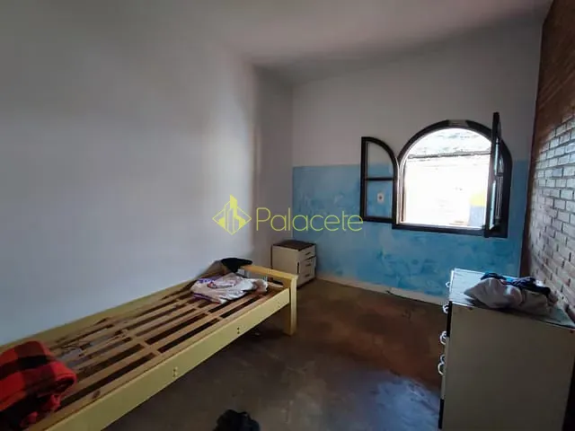Casa com 270m² 3 quartos e 1 banheiro, à venda, no bairro Bosque da Princesa em Pindamonhangaba