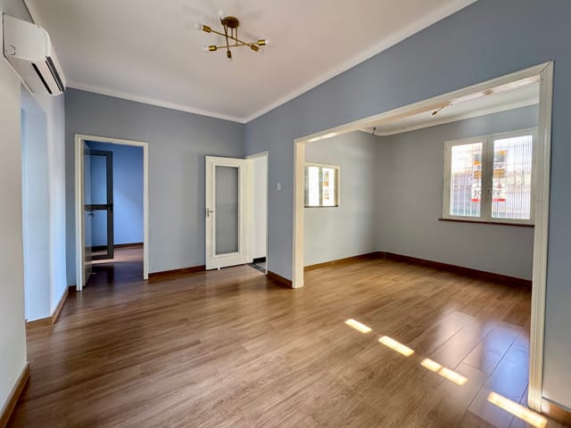 Casa com 113m², à venda, no bairro Centro em Pelotas