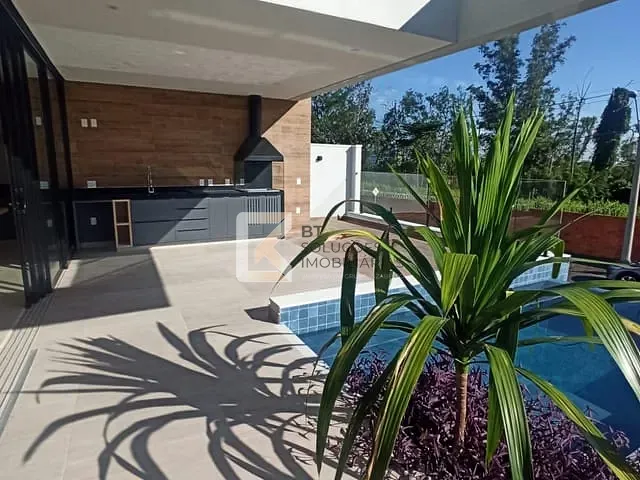 Casa com 325m² 3 quartos e 5 banheiros, à venda, no bairro Vila Rubens em Indaiatuba