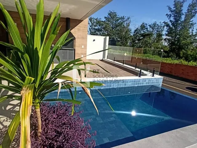 Casa com 325m² 3 quartos e 5 banheiros, à venda, no bairro Vila Rubens em Indaiatuba