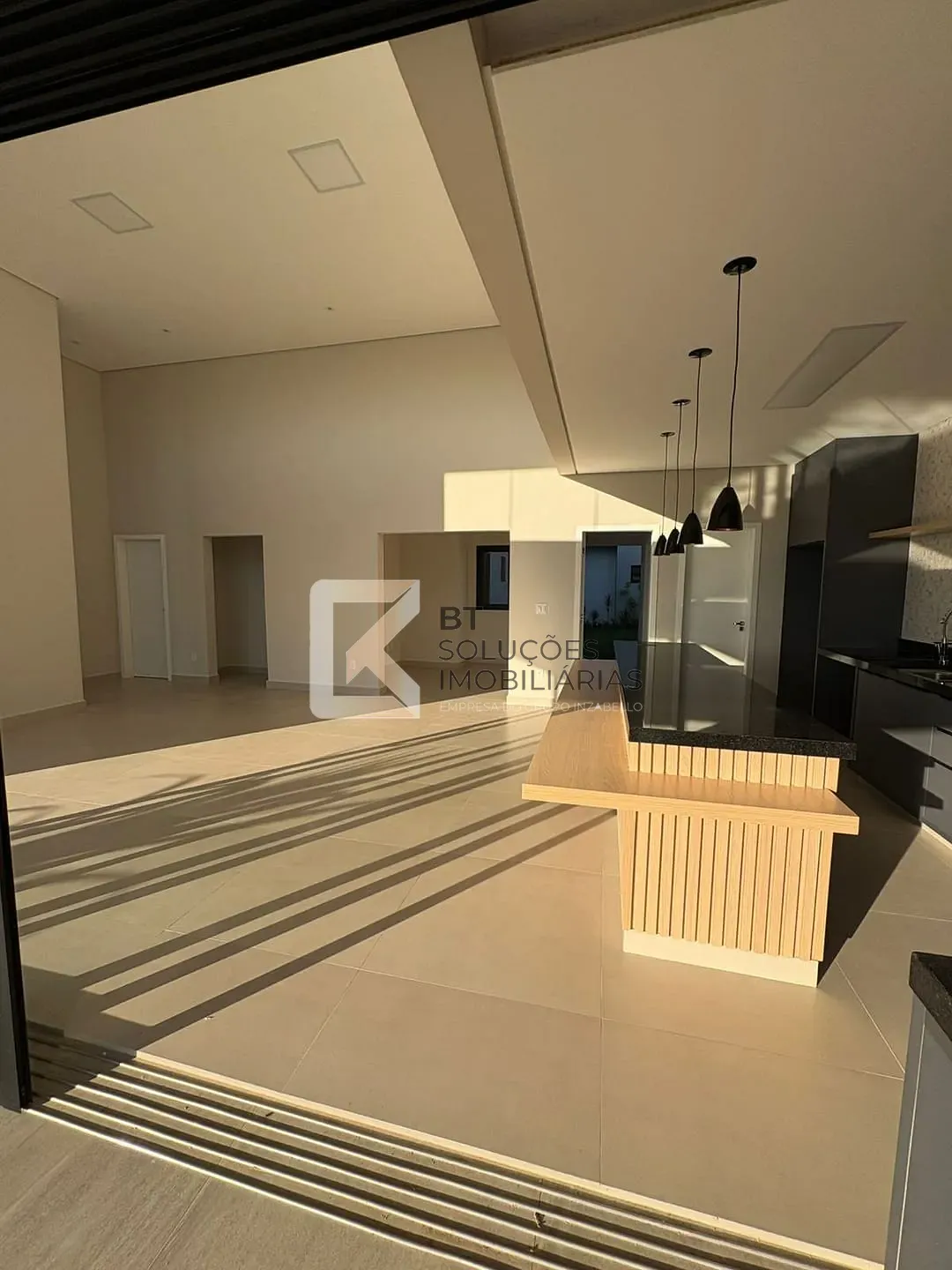 Casa, 3 quartos, 244 m² - Foto 11