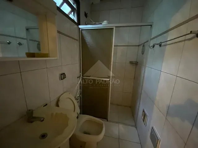 Casa com 250m² 3 quartos e 2 banheiros, à venda, no bairro Parque São Vicente em Mauá