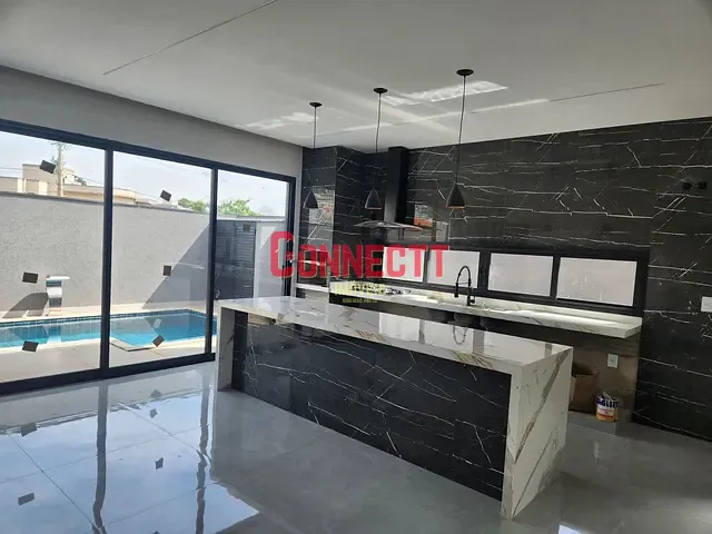 Casa com 300m² 3 quartos e 4 banheiros, à venda, no bairro Portal da Mata 	 em Ribeirão Preto